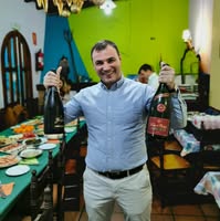 Lurie Popa, distribuidor